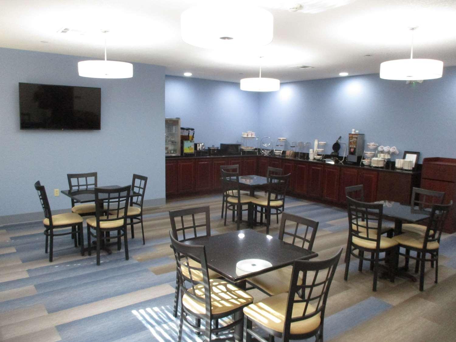 Best Western Coffeyville Central Business District Inn And Suites Exterior foto